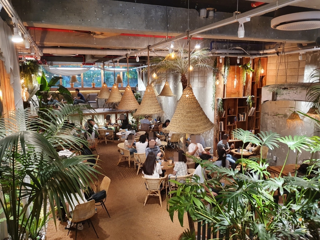 강남 ab카페 1층