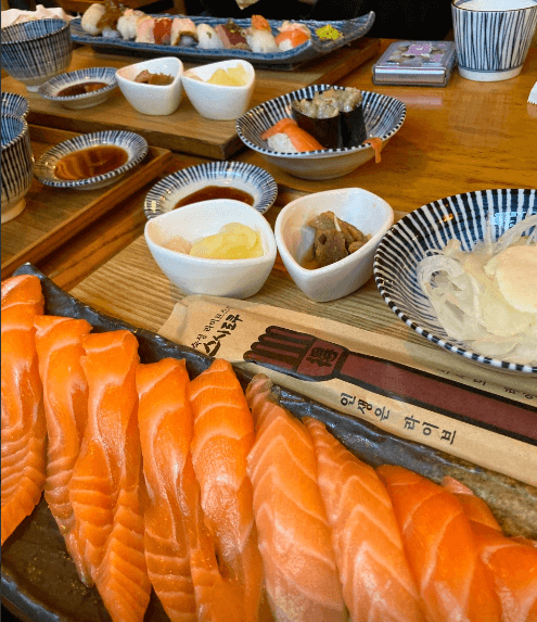 토밥즈 토요일은 밥이 좋아 회전초밥 강남 대치동 선릉역