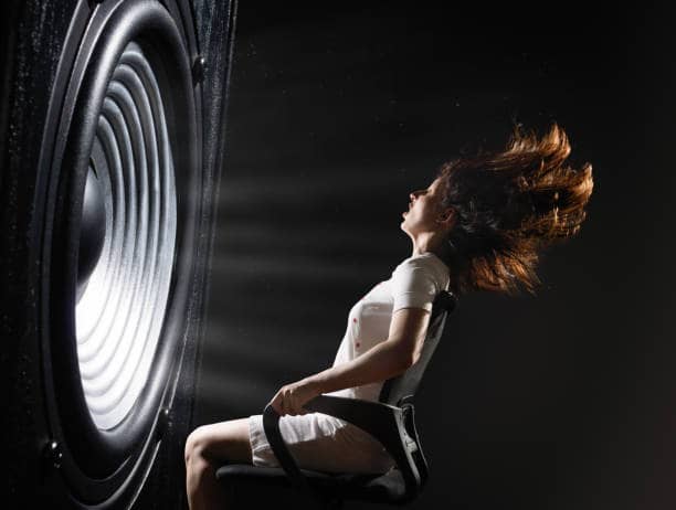 소리와 집중력: 배경 음악이 학습과 작업 성과에 미치는 영향