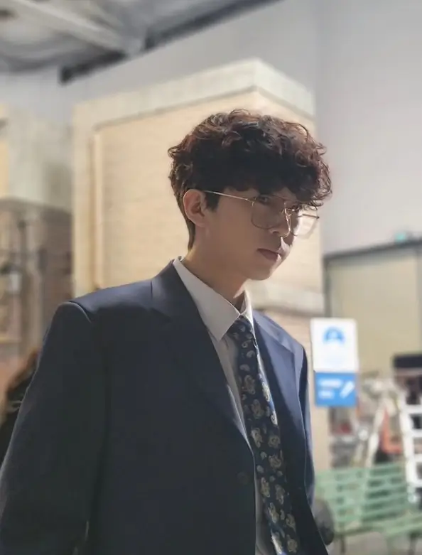 임영웅 노래모음 갤러리 유튜브ㅣ나이 키 혈액형 MBTI 