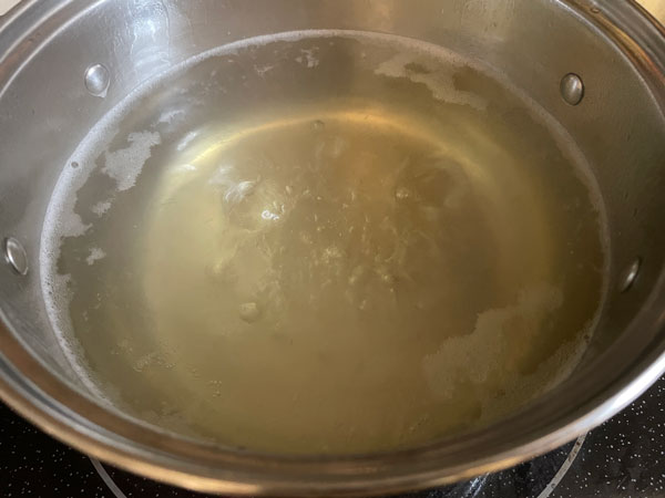 떡국 육수 중강불로 끓이기