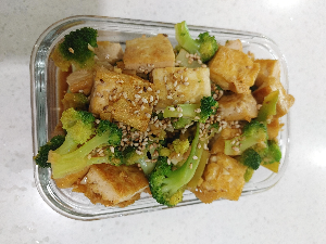 완성된-두부-브로콜리-볶음