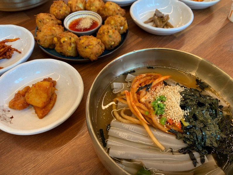 자연묵집 대표 메뉴