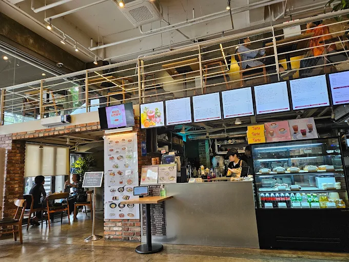 용인 수지 성복동 카페 '브라우니70' 본점