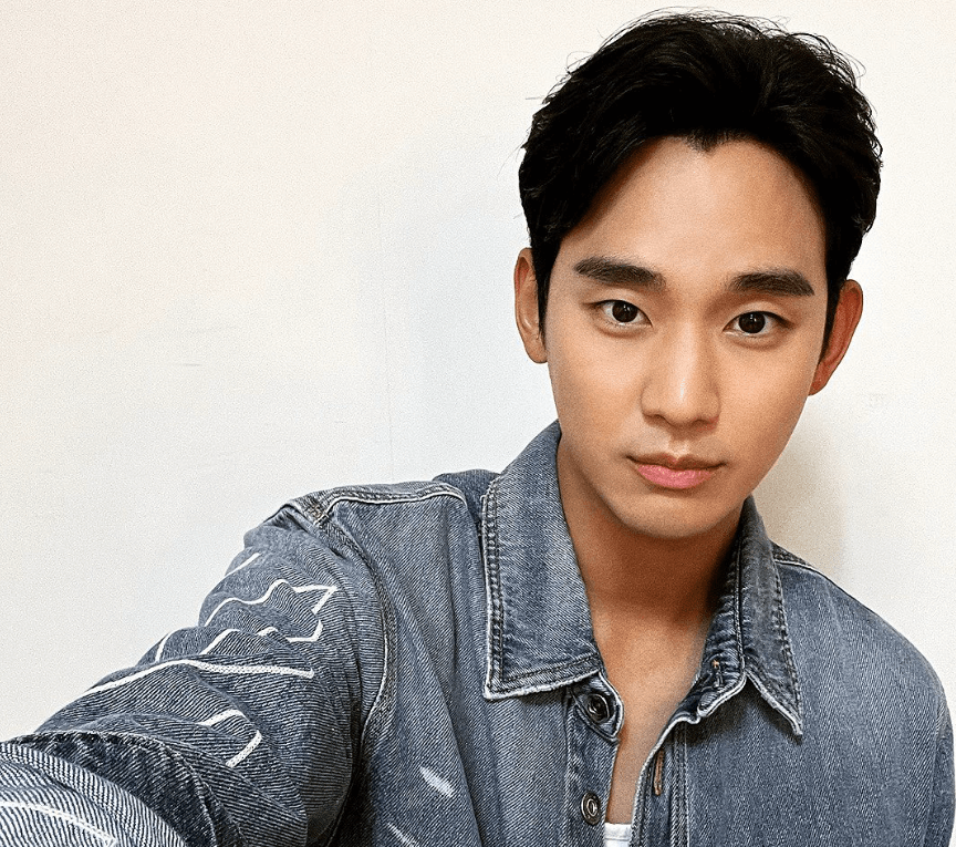 김수현 프로필 배우 영화 작품활동 드라마 나이 