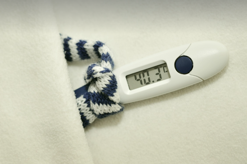 아기 열날때 무조건 해열제 먹이나요?