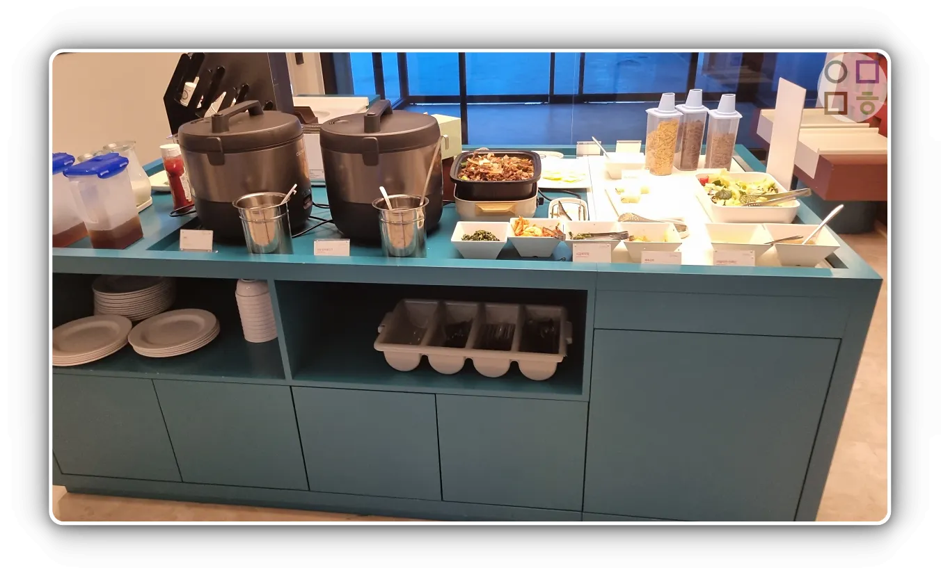 조식-메뉴-다양하게-배치