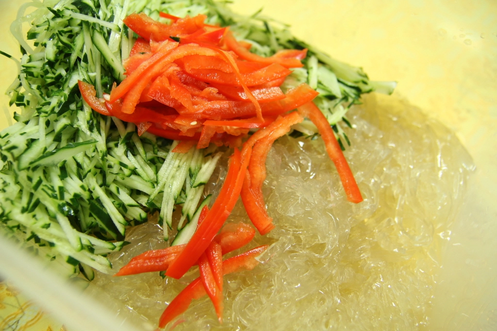 우뭇가사리 묵 냉국 재료 손질 모습