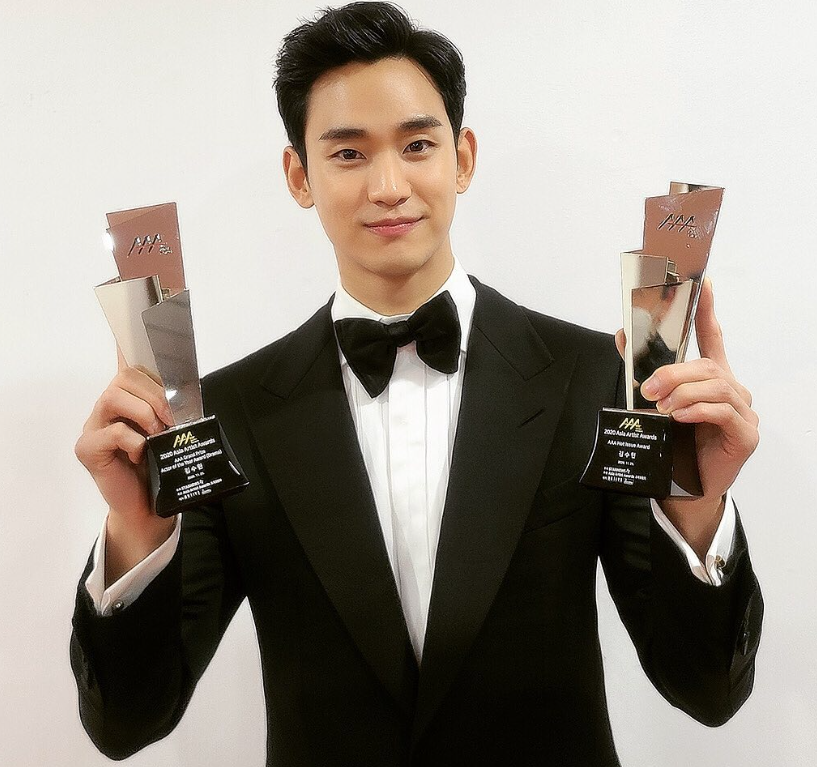 김수현 프로필 배우 영화 작품활동 드라마 나이
