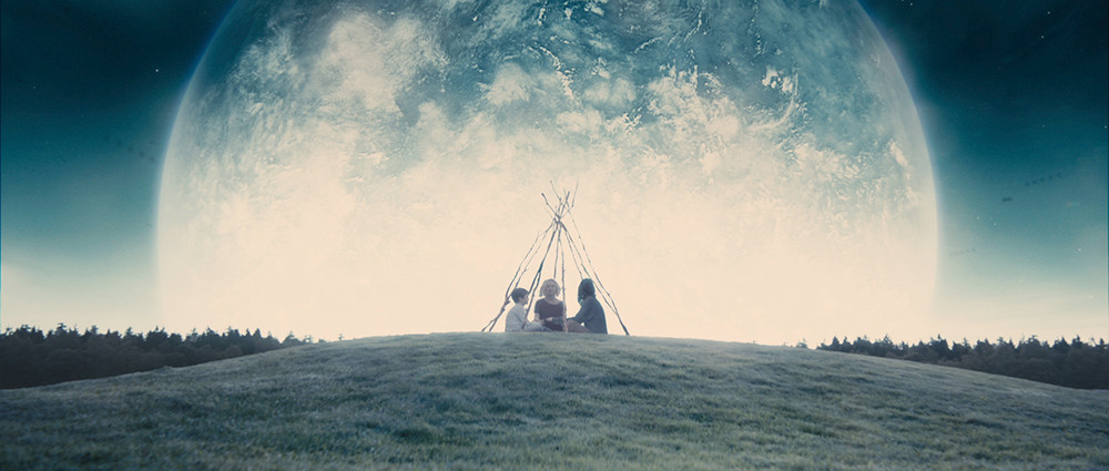 멜랑콜리아-스틸컷-밤하늘-장면