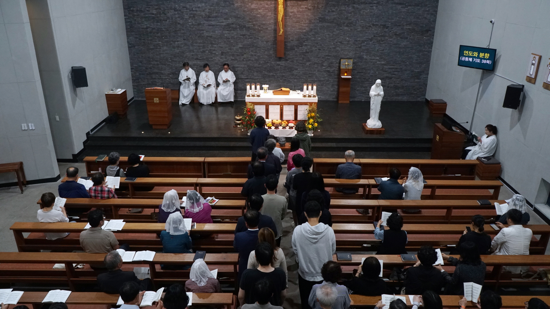 img.jpg?credential=yqXZFxpELC7KVnFOS48yl