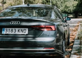 자동차 번호판의 색깔과 숫자