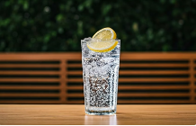 탄산수에 레몬즙 타기