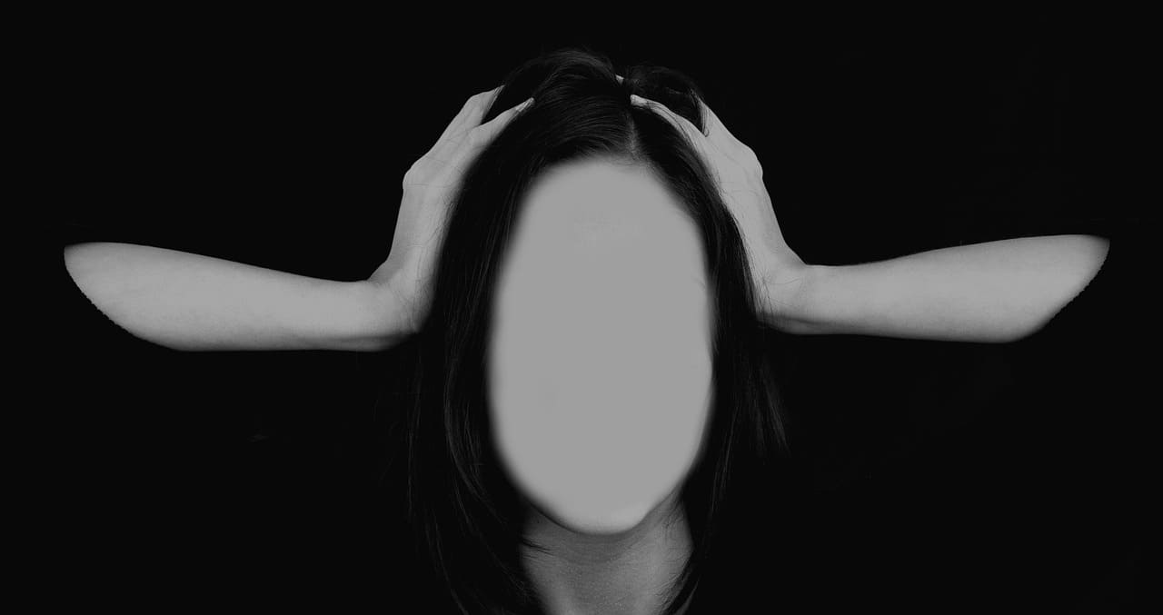 앞머리가 아픈 이유로 두통