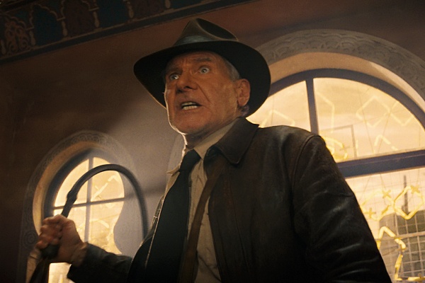 채찍을-휘두르는-해리슨-포드