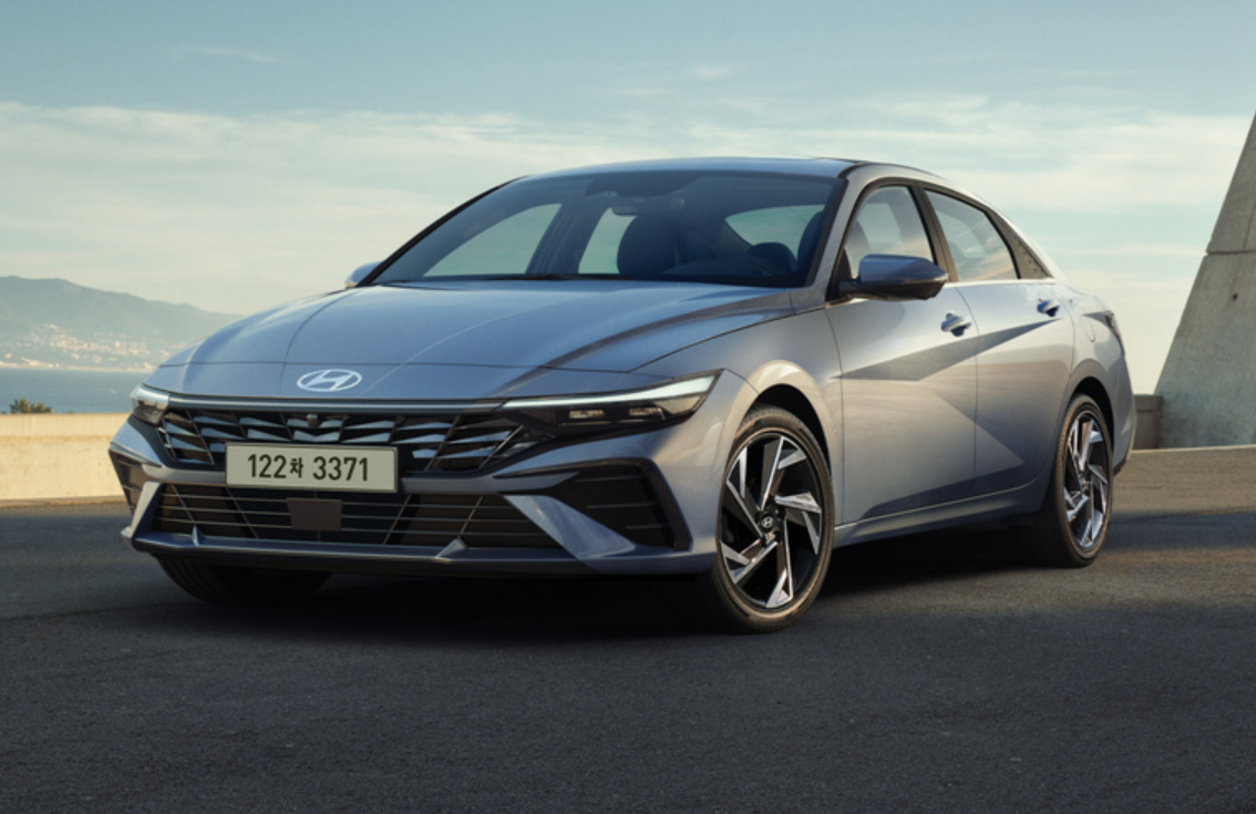 2025 아반떼 하이브리드