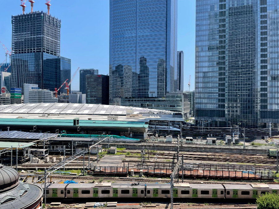 도쿄역 킷테 마루노우치 타워 킷테 정원