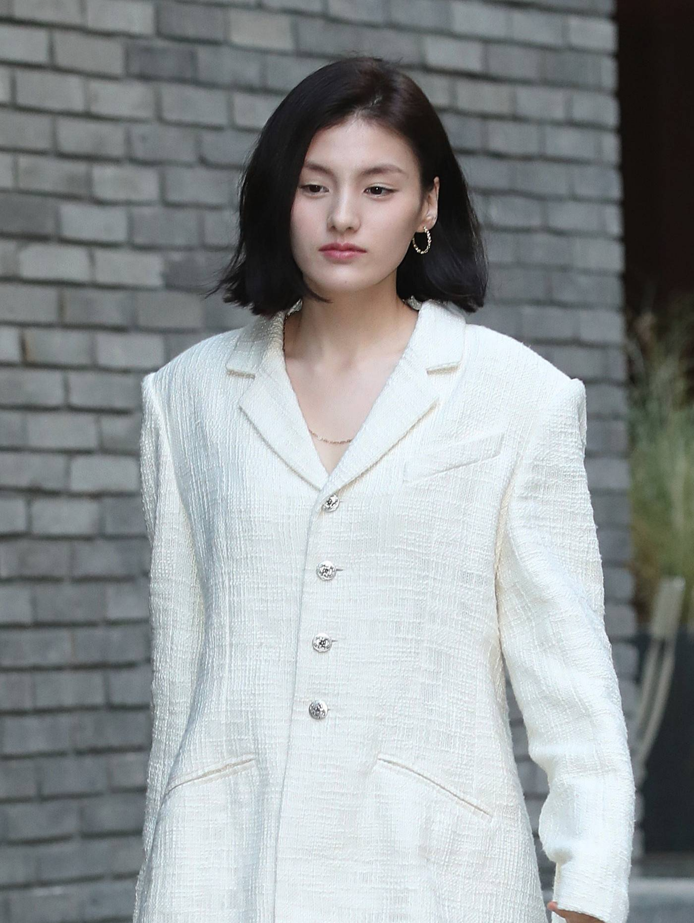 김용지