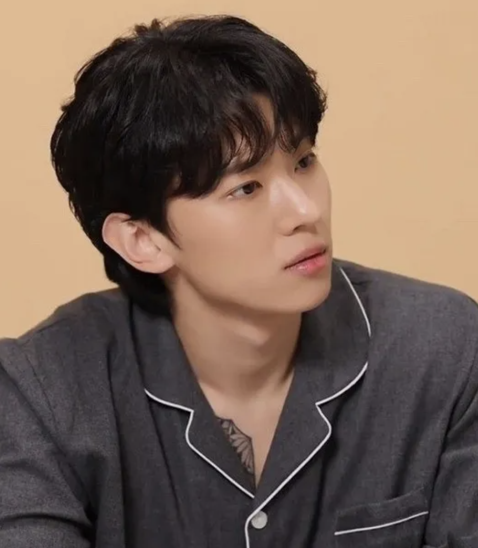 덱스 외모