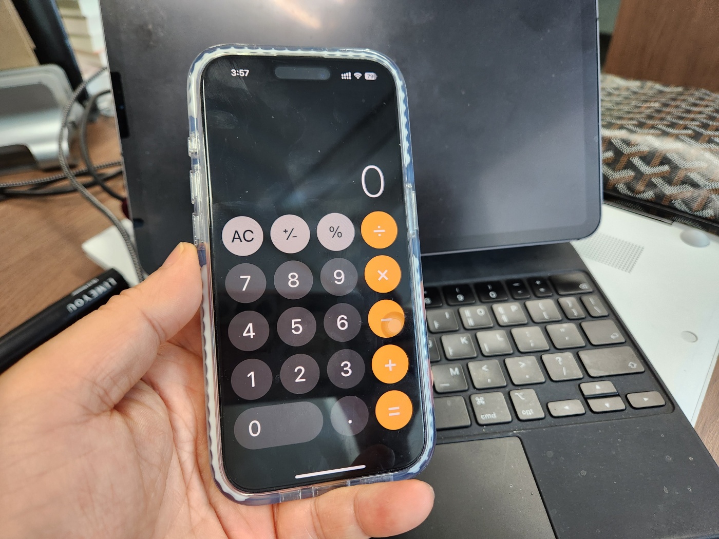iPhone 15 Pro 내장 계산기 앱