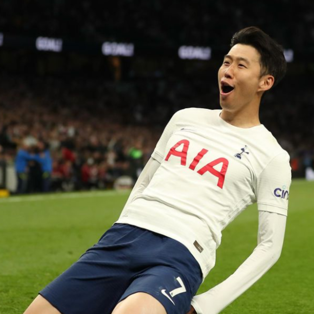 손흥민-골-넣고-기뻐하는-모습