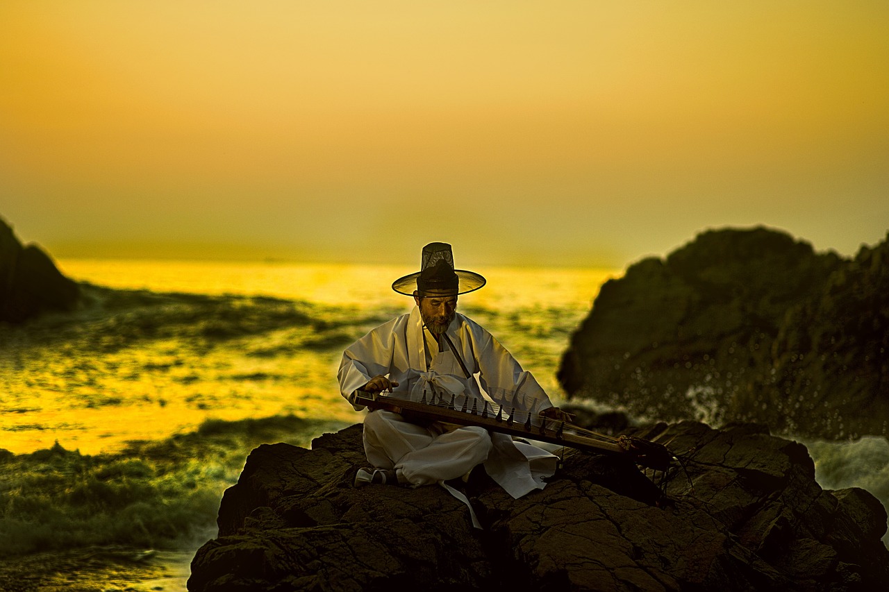 전통 악기의 현대 음악으로의 변주: 전통과 현대의 하모니