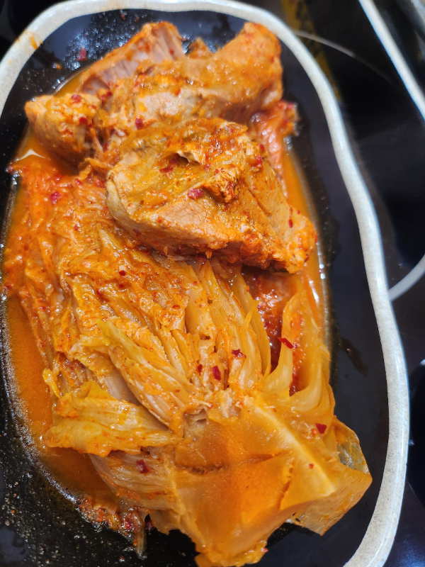 롯데몰 한옥집의 김치찜 근접사진