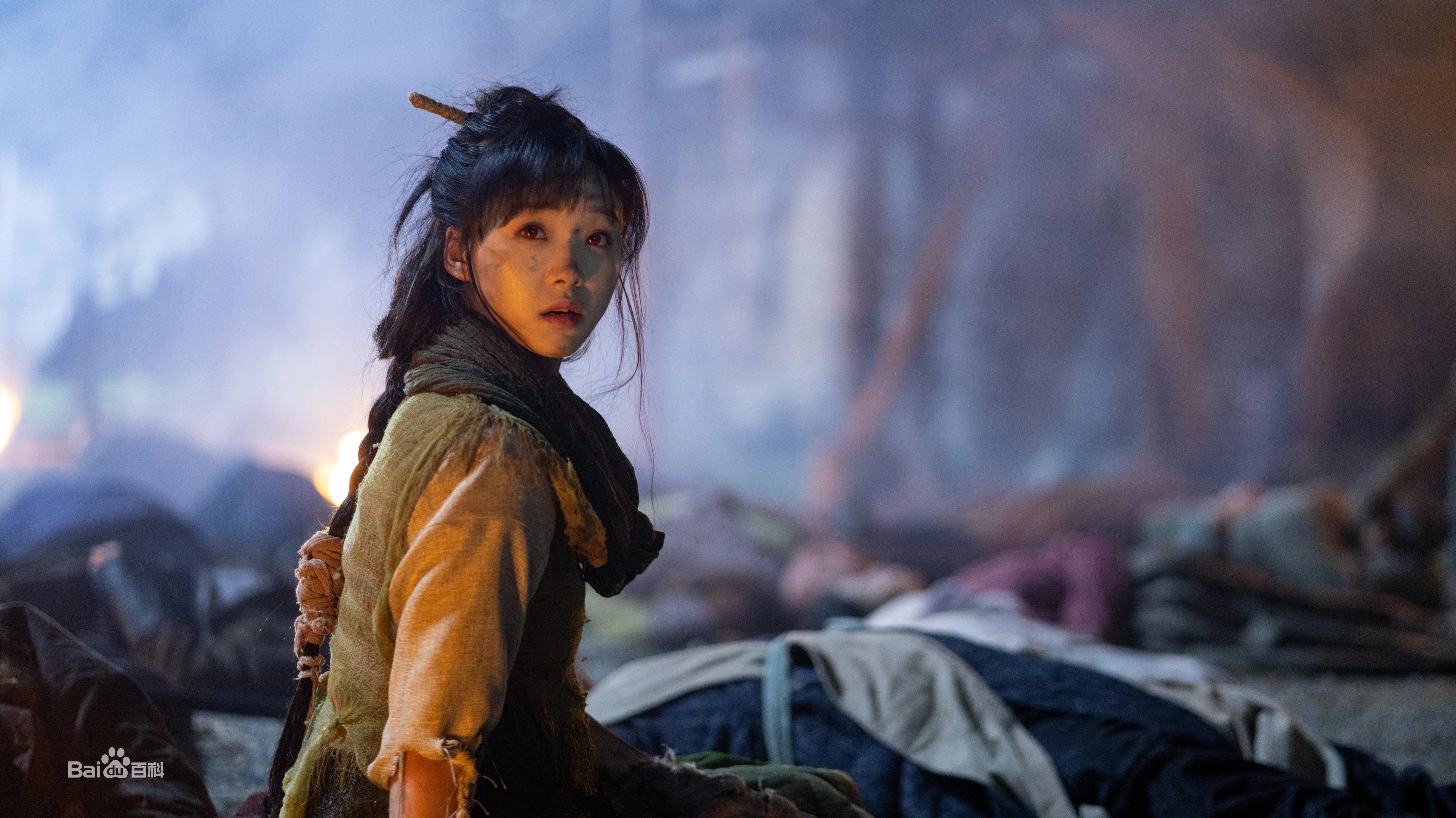 고대의상을-입고-있는-여자-풍월변