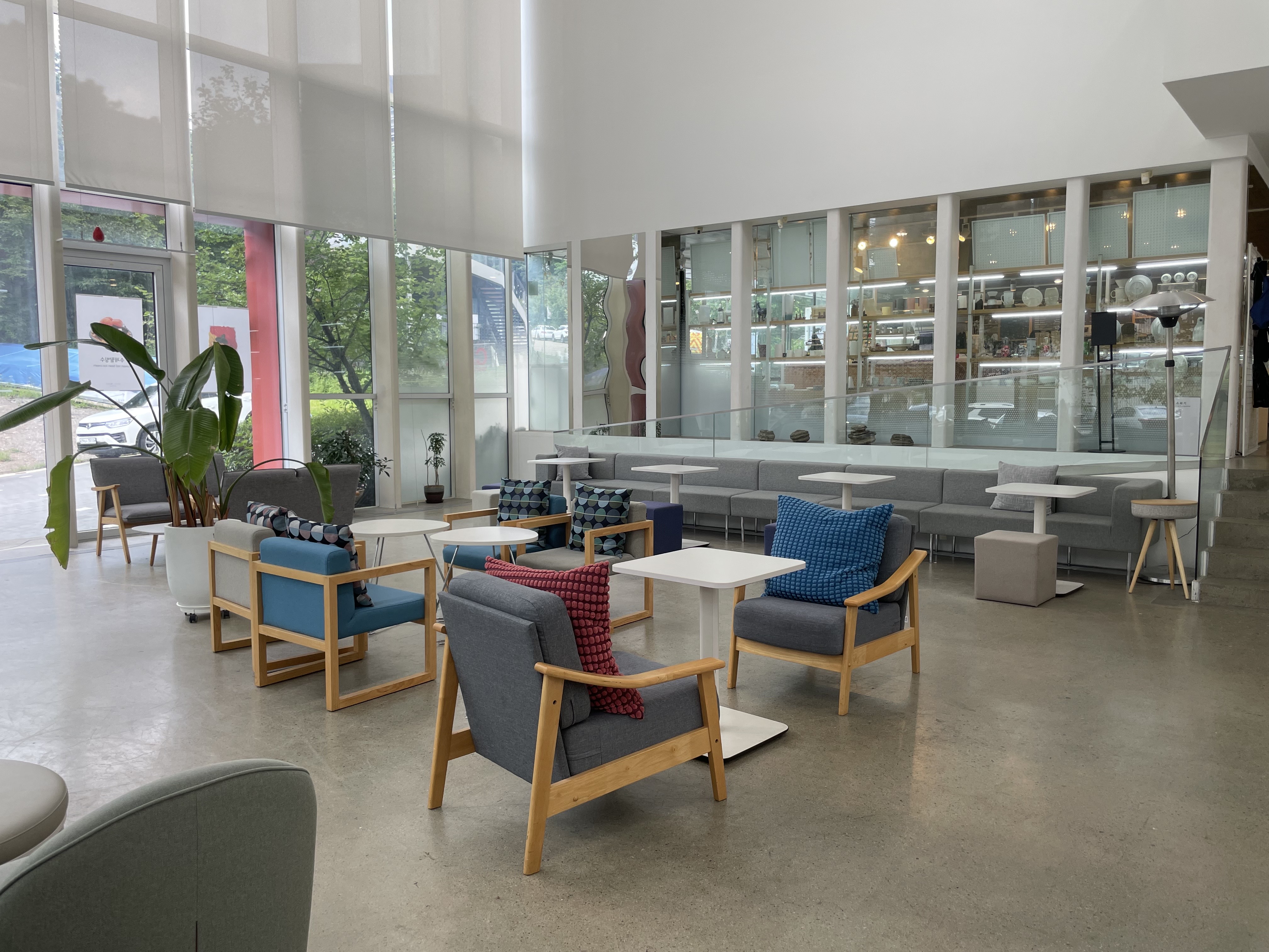 헤이리 대형카페 화이트블럭