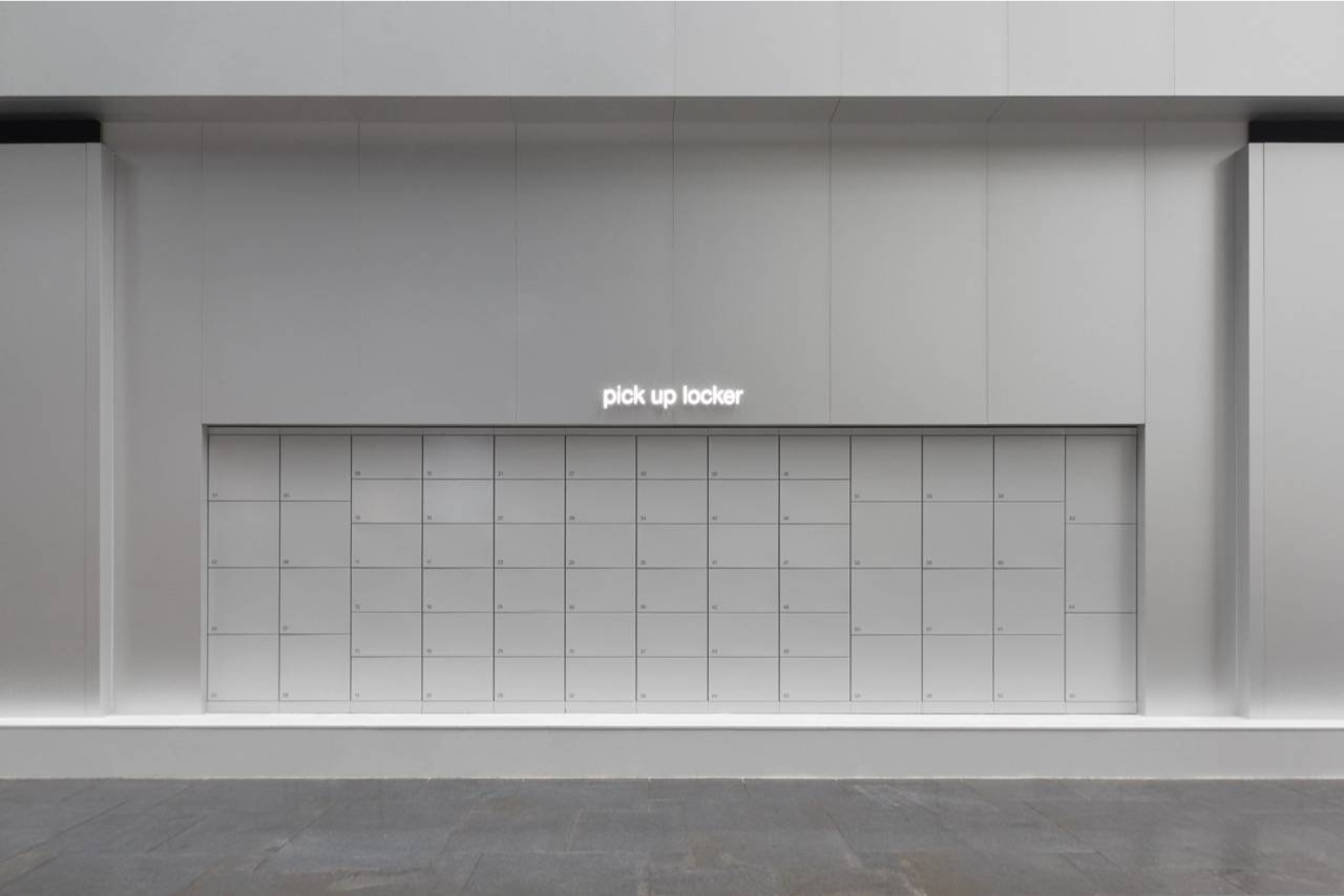 무신사 스탠다드 강남 픽업 락커(사진=무신사)