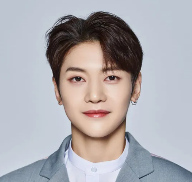 석매튜 사진