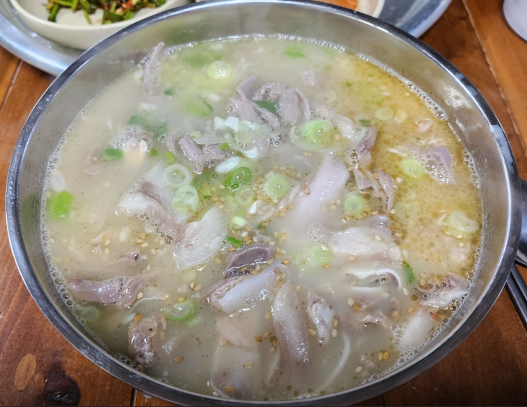 오늘N 위대한일터 모둠국밥 고기국수 전남 장성군 황룡우시장국밥집