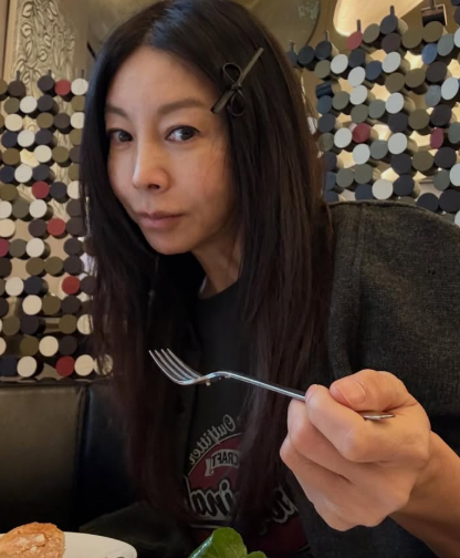 황신혜