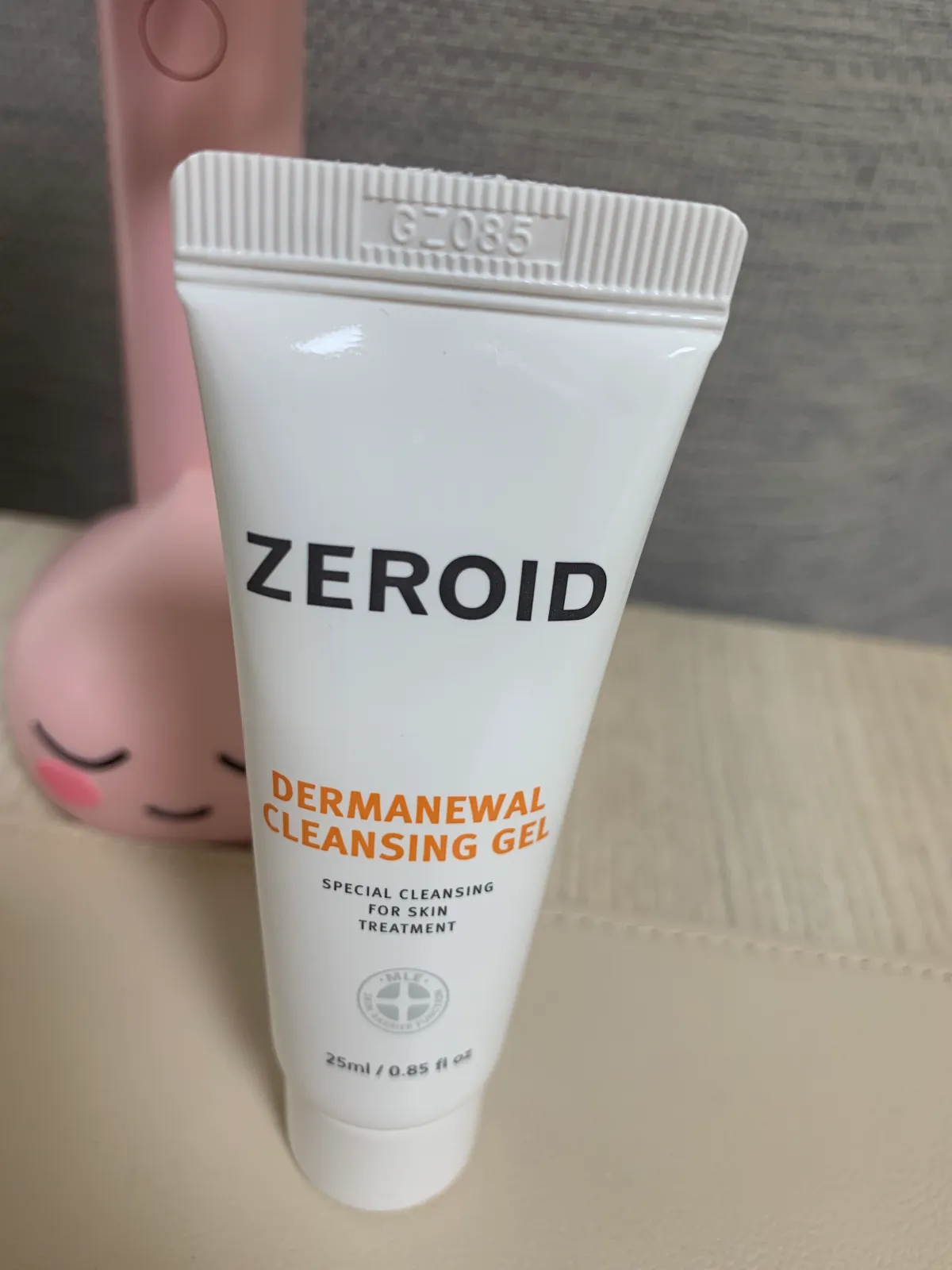 제로이드-더마뉴얼클렌징젤-앞표지