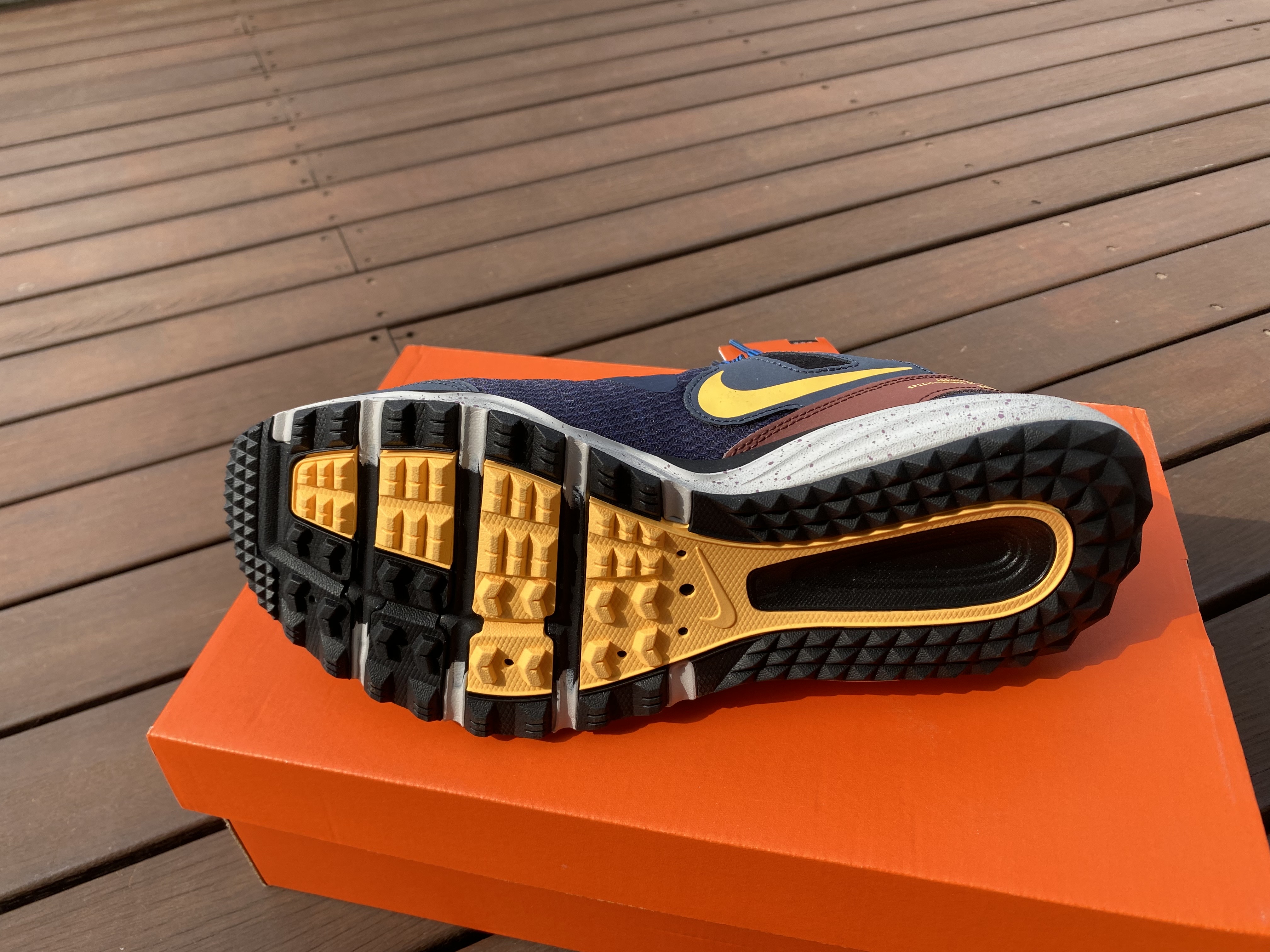 나이키 주니퍼 트레일(Nike Junifer Trail)