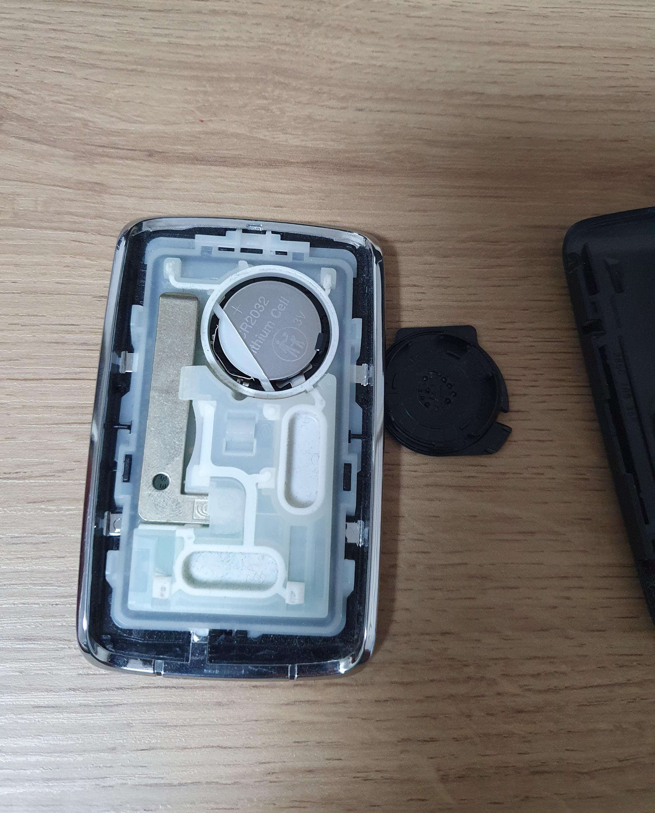 SM6 스마트키 베터리 CR2032