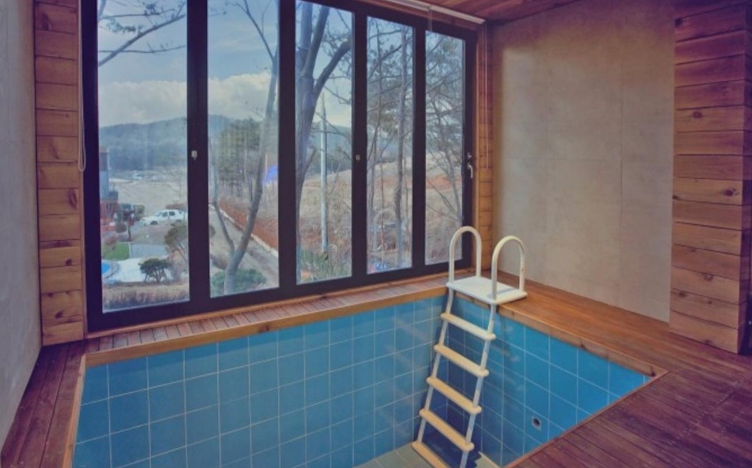 그로브리조트 A동 1호 미니수영장