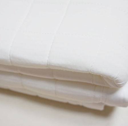 여름 필수템 &amp;#39;호무로 냉감이불&amp;#39;