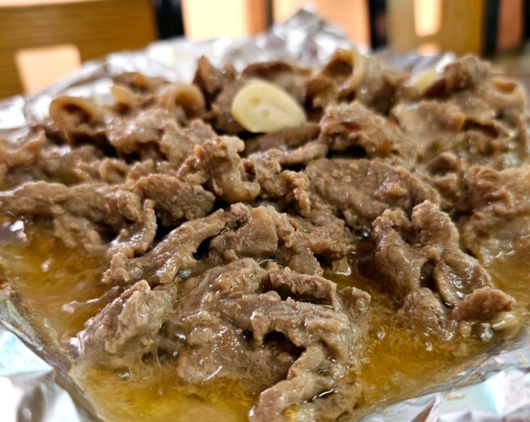 생방송투데이 낙성대 8000원 돼지불고기백반 기사식당 정보(막퍼주는집)