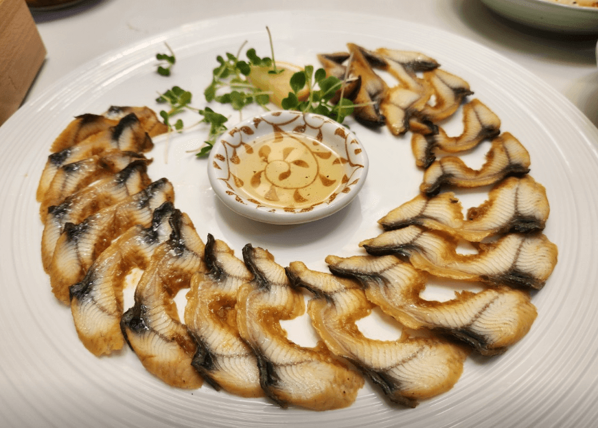 생생정보통 용 한 마리 장어수육 한 상 파주