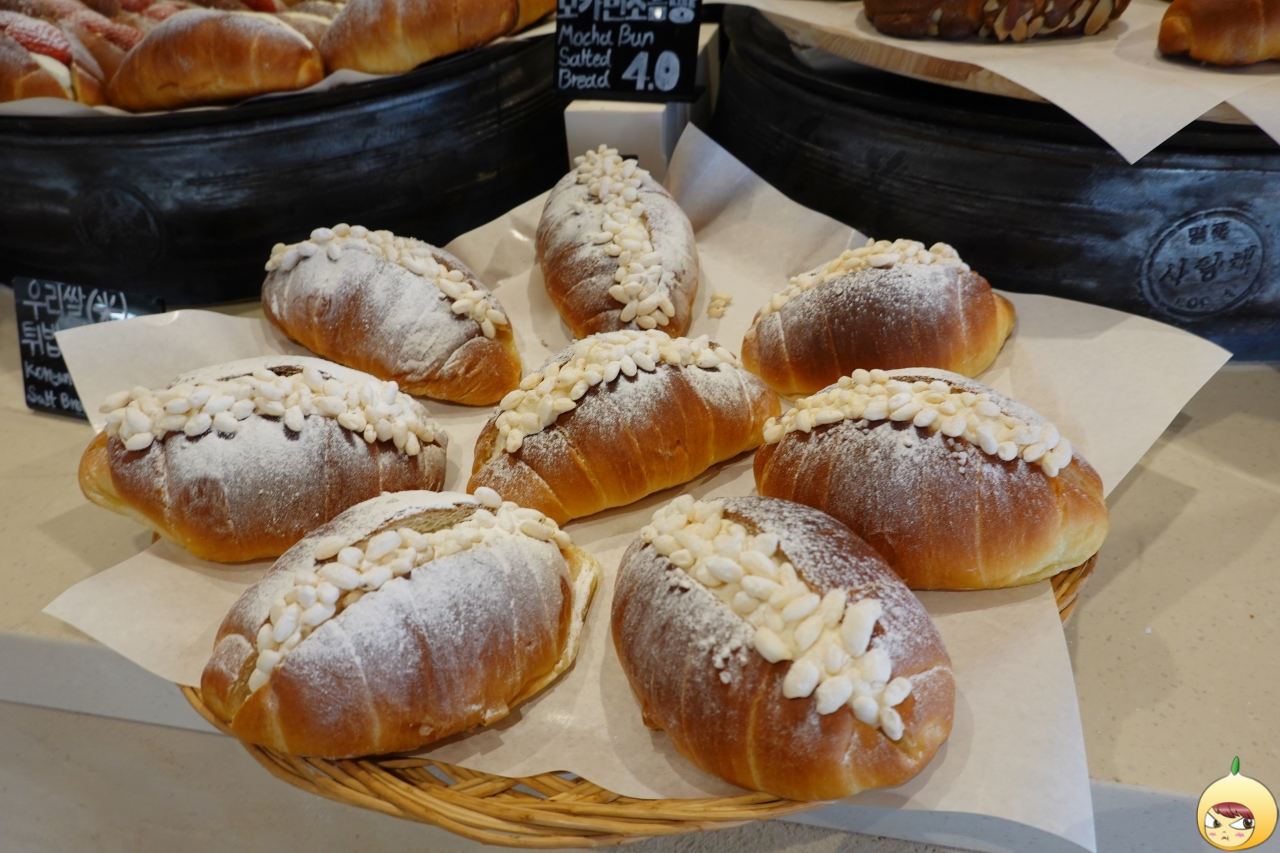 우리쌀 튀밥소금빵