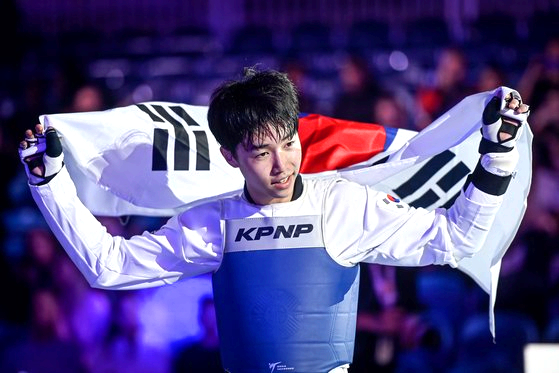박태준