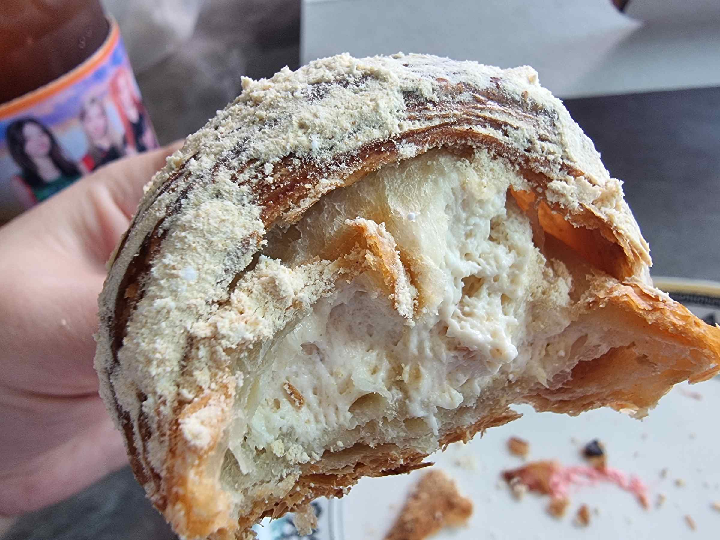 인절미크로와상