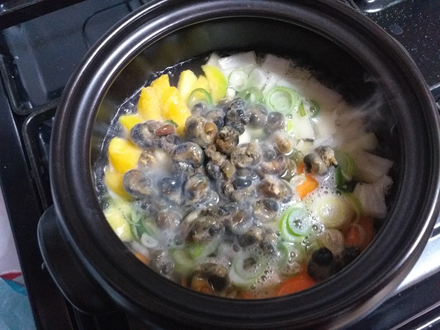 바다고동삶는법