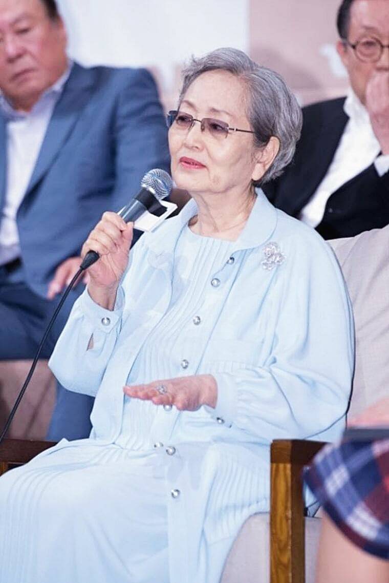 배우-김영옥