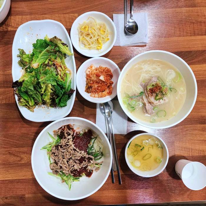 식객 허영만 백반기행 강남 가로수길 신사 제주식 수육 돔베고기 맛집