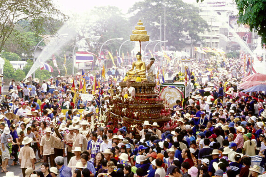 4월에 꼭 가야하는 해외여행