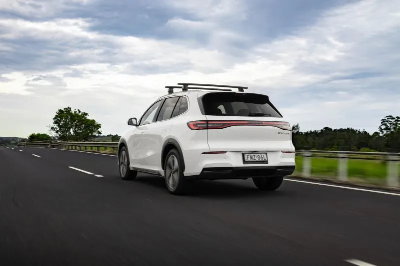 지리 EX5 이미지