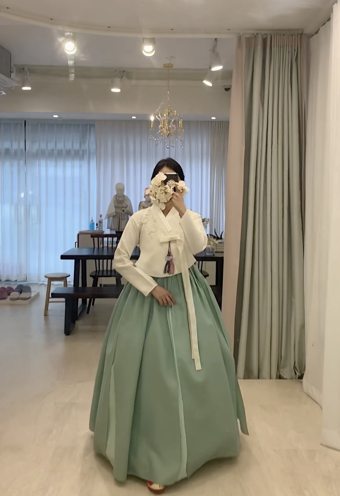 여름엔 한복대여 하객 돌잔치 행사한복