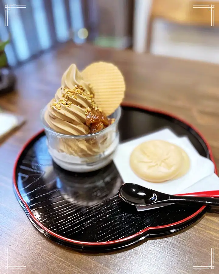 홍차 녹차 당고 양갱 모나카 디저트 특별한 인연이 있는 동양식 찻집 카페 포항 구룡포 일본인 가옥 거리 맛집